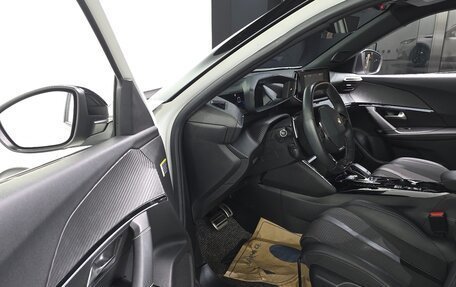 Peugeot 2008 II, 2021 год, 1 420 000 рублей, 6 фотография