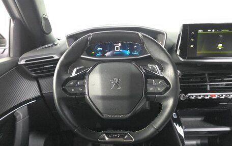 Peugeot 2008 II, 2021 год, 1 420 000 рублей, 9 фотография