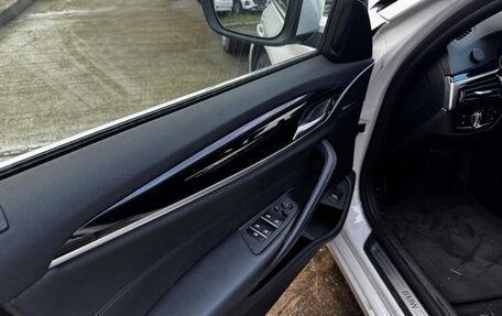 BMW 5 серия, 2019 год, 4 036 800 рублей, 8 фотография