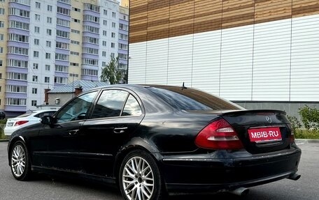 Mercedes-Benz E-Класс, 2003 год, 650 000 рублей, 5 фотография