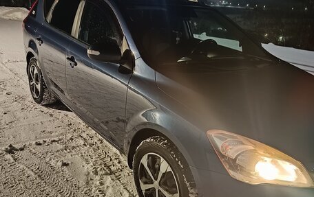 KIA cee'd I рестайлинг, 2010 год, 670 000 рублей, 2 фотография