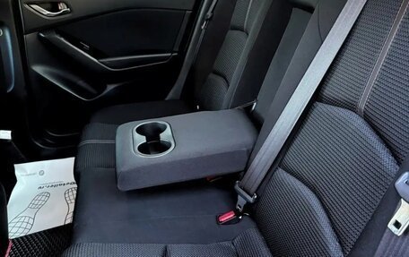 Mazda Axela, 2017 год, 1 650 000 рублей, 8 фотография