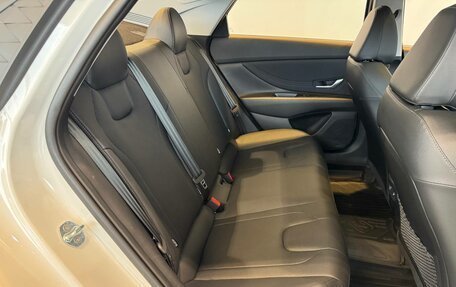 Hyundai Elantra, 2024 год, 2 550 000 рублей, 24 фотография