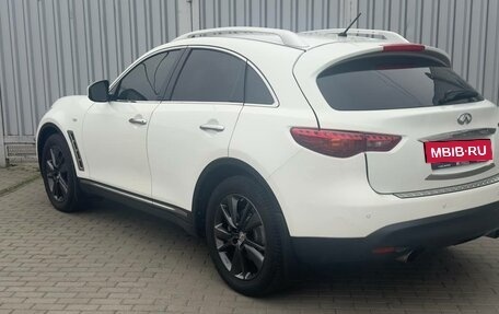 Infiniti FX II, 2012 год, 2 100 000 рублей, 6 фотография