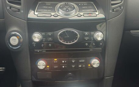 Infiniti FX II, 2012 год, 2 100 000 рублей, 19 фотография