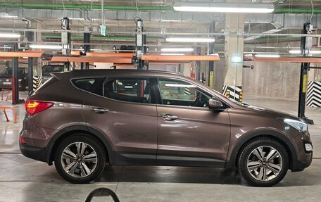 Hyundai Santa Fe III рестайлинг, 2013 год, 1 600 000 рублей, 1 фотография