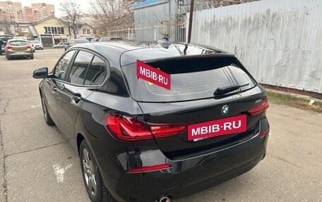 BMW 1 серия, 2020 год, 2 200 000 рублей, 9 фотография