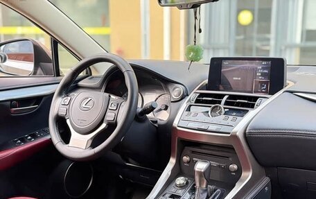 Lexus NX I, 2021 год, 2 935 000 рублей, 15 фотография