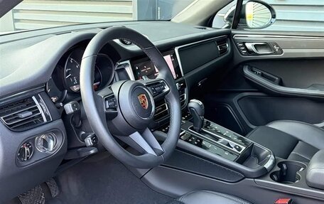 Porsche Macan I рестайлинг, 2025 год, 9 300 000 рублей, 12 фотография