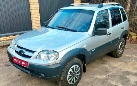 Chevrolet Niva I рестайлинг, 2011 год, 1 фотография