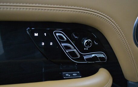 Land Rover Range Rover IV рестайлинг, 2018 год, 6 665 000 рублей, 16 фотография