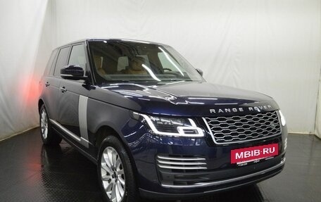 Land Rover Range Rover IV рестайлинг, 2018 год, 6 665 000 рублей, 3 фотография