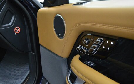 Land Rover Range Rover IV рестайлинг, 2018 год, 6 665 000 рублей, 18 фотография