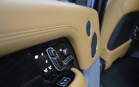 Land Rover Range Rover IV рестайлинг, 2018 год, 6 665 000 рублей, 17 фотография