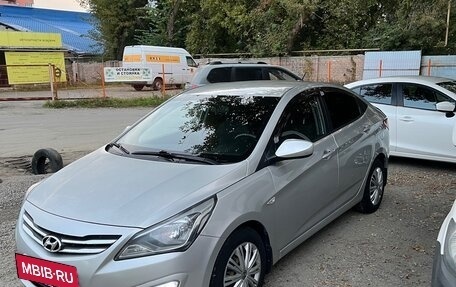 Hyundai Solaris II рестайлинг, 2016 год, 1 070 000 рублей, 2 фотография