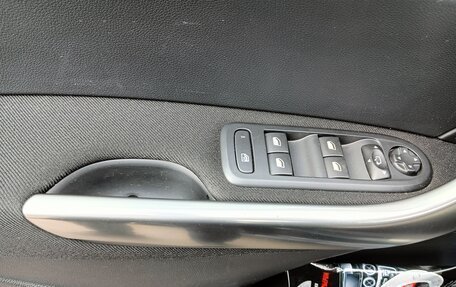 Peugeot 408 I рестайлинг, 2015 год, 800 000 рублей, 11 фотография