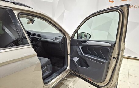 Volkswagen Tiguan II, 2020 год, 2 520 000 рублей, 30 фотография