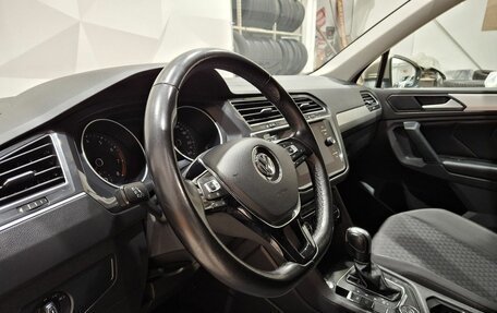 Volkswagen Tiguan II, 2020 год, 2 520 000 рублей, 26 фотография