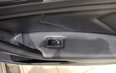 Volkswagen Tiguan II, 2020 год, 2 520 000 рублей, 31 фотография