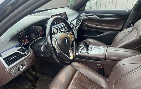 BMW 7 серия, 2019 год, 5 700 000 рублей, 3 фотография