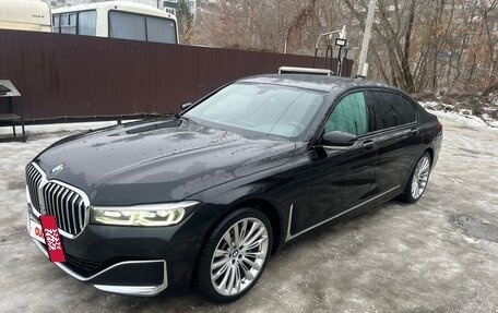 BMW 7 серия, 2019 год, 5 700 000 рублей, 2 фотография