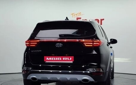 KIA Sportage IV рестайлинг, 2021 год, 1 679 000 рублей, 4 фотография