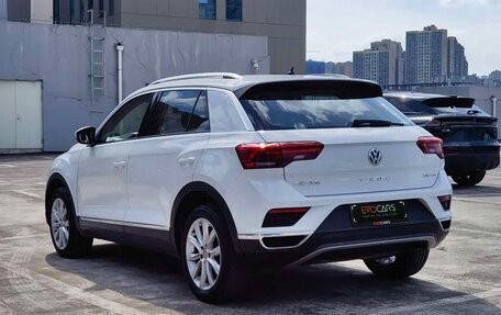 Volkswagen T-Roc I, 2021 год, 2 331 930 рублей, 6 фотография