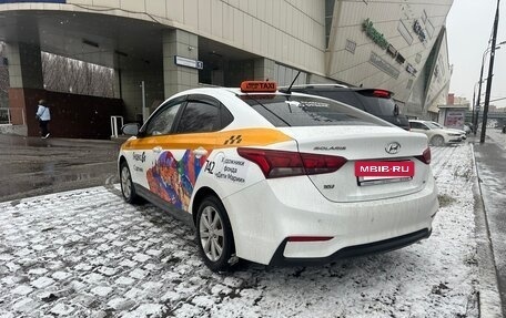 Hyundai Solaris II рестайлинг, 2019 год, 1 000 000 рублей, 5 фотография