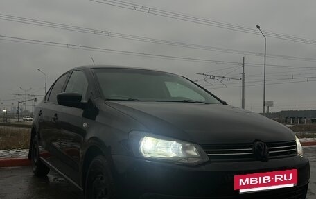 Volkswagen Polo VI (EU Market), 2011 год, 585 000 рублей, 2 фотография
