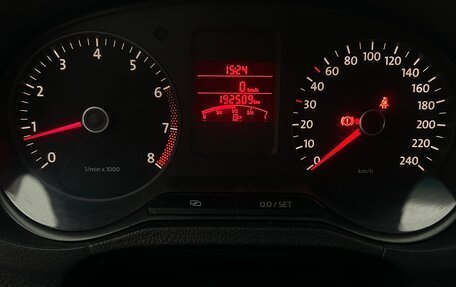 Volkswagen Polo VI (EU Market), 2011 год, 585 000 рублей, 16 фотография