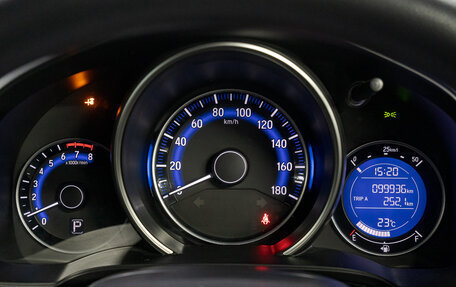 Honda Fit III, 2015 год, 1 045 000 рублей, 22 фотография