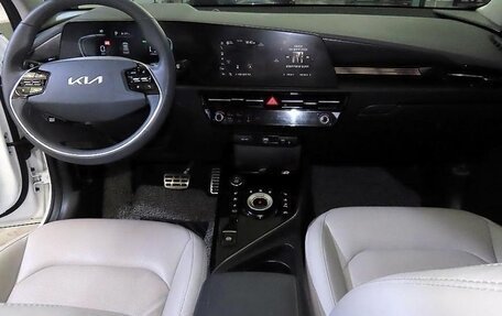 KIA Niro, 2022 год, 2 279 000 рублей, 8 фотография