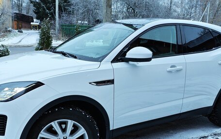 Jaguar E-Pace, 2018 год, 2 750 000 рублей, 3 фотография