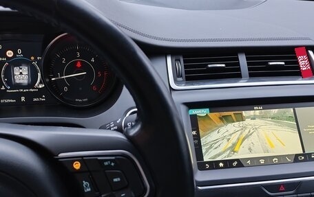 Jaguar E-Pace, 2018 год, 2 750 000 рублей, 16 фотография