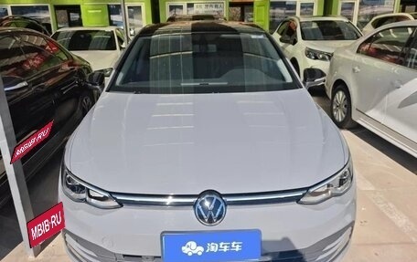 Volkswagen Golf VIII, 2022 год, 1 783 000 рублей, 2 фотография