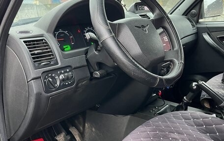 ЛуАЗ Patriot, 2014 год, 1 150 000 рублей, 8 фотография