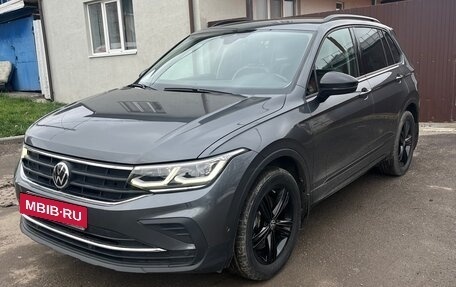 Volkswagen Tiguan II, 2021 год, 3 500 000 рублей, 2 фотография
