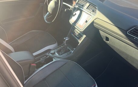 Volkswagen Tiguan II, 2021 год, 3 500 000 рублей, 28 фотография