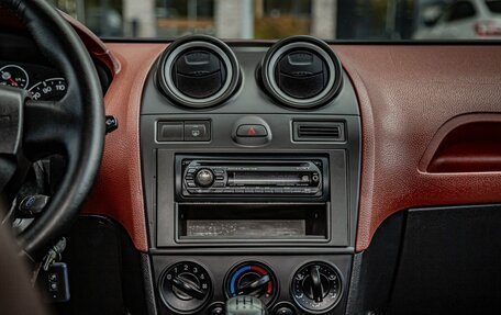 Ford Fiesta, 2007 год, 337 000 рублей, 17 фотография