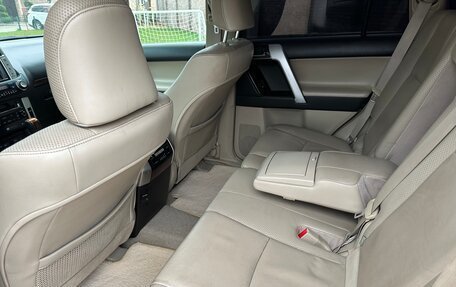 Toyota Land Cruiser Prado 150 рестайлинг 2, 2010 год, 2 350 000 рублей, 12 фотография