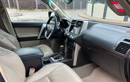 Toyota Land Cruiser Prado 150 рестайлинг 2, 2010 год, 2 350 000 рублей, 14 фотография