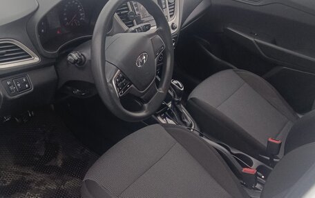 Hyundai Solaris II рестайлинг, 2020 год, 780 000 рублей, 5 фотография