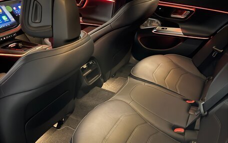 Mercedes-Benz E-Класс, 2025 год, 9 500 000 рублей, 13 фотография