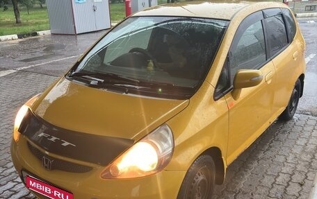 Honda Fit III, 2005 год, 270 000 рублей, 1 фотография