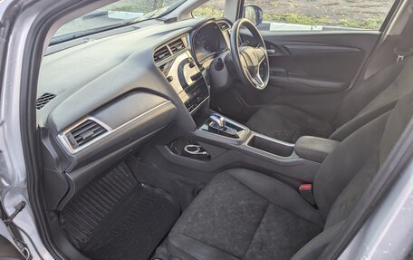 Honda Shuttle II, 2015 год, 1 030 000 рублей, 14 фотография