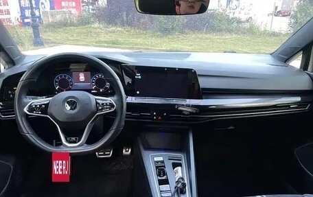 Volkswagen Golf VIII, 2022 год, 1 710 111 рублей, 7 фотография