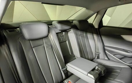 Audi A4, 2020 год, 4 050 000 рублей, 15 фотография