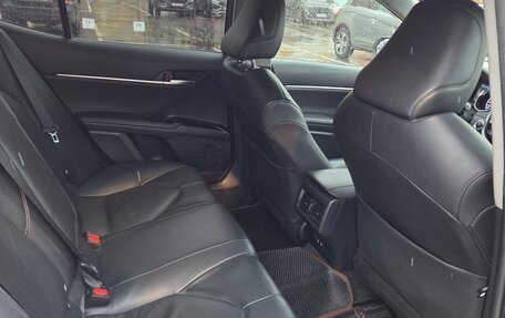 Toyota Camry, 2019 год, 2 400 000 рублей, 8 фотография