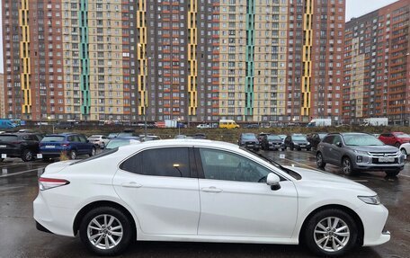 Toyota Camry, 2019 год, 2 400 000 рублей, 3 фотография