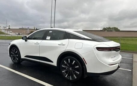 Toyota Crown, 2025 год, 5 фотография